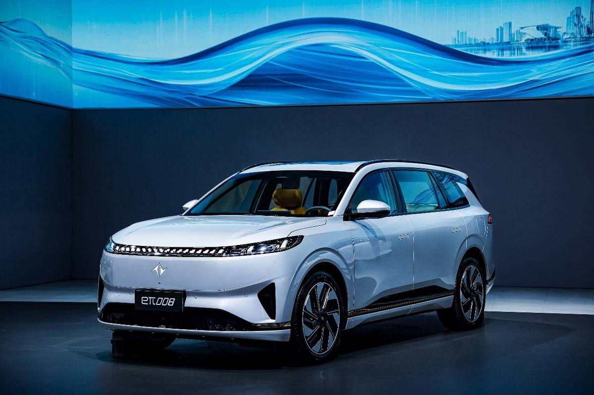 九游娱乐：eπ008五座版上市(图3)