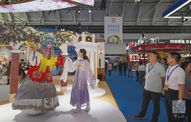 九游娱乐文化：“磁力”激发“活力”“生产触发“生长——津南区九条现代服务业产业链蓄能点燃“新”引擎(图4)