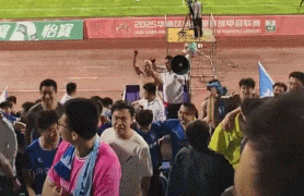 九游娱乐文化：给散装江苏发明省内足球联赛的人一定是个天才(图16)