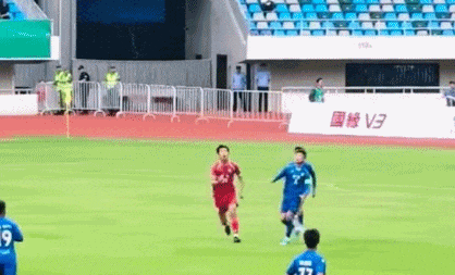 九游娱乐文化：给散装江苏发明省内足球联赛的人一定是个天才(图30)
