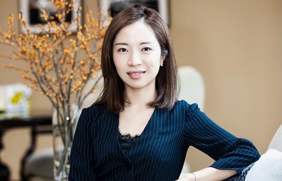 卧龙电驱计划在港股挂牌浙江父女IPO敲钟