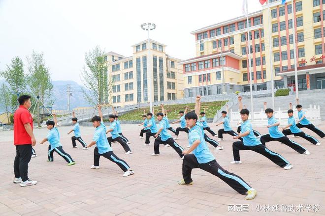 九游娱乐：延鲁少年的六个‘一’勋章(图2)