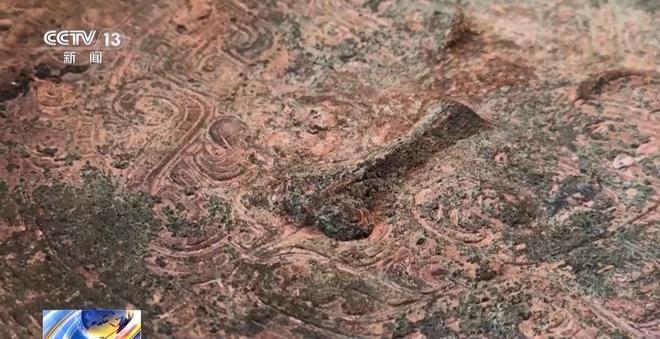 看小说学盗墓挖走20余件国宝特大盗墓案细节曝光