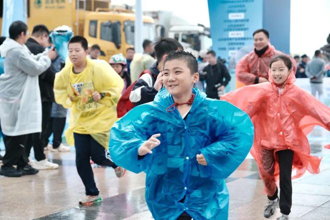 九游娱乐：三年“突围”日照剑指“运动休闲之城”！(图14)